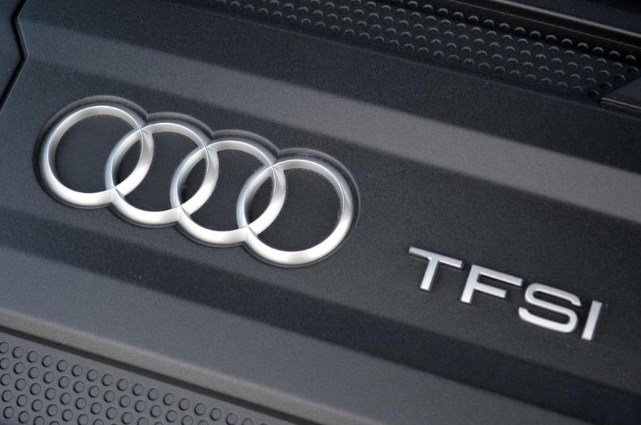 Моторный отсек Audi A3 Sedan 2.0T Quattro (8V) 2014 года  (NA) (фото 71 из 88)
